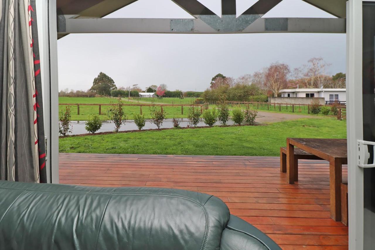 Country Living On Raynes Road Villa Hamilton Dış mekan fotoğraf